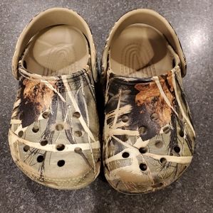 Camo toddler crocs